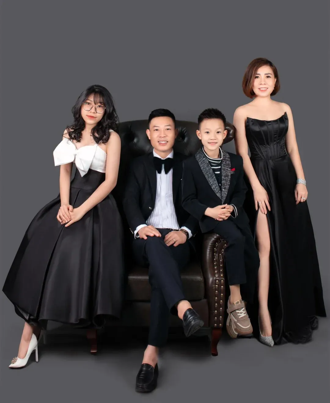 100+ ảnh gia đình sum vầy ấm áp · ảnh 3